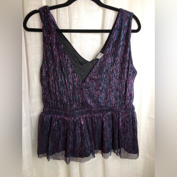 VENUS Tops - VENUS Shimmering Black and Purple Sleeveless Blouse NWOT size Large